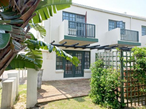 61 Settler Sands - Beach apartment
